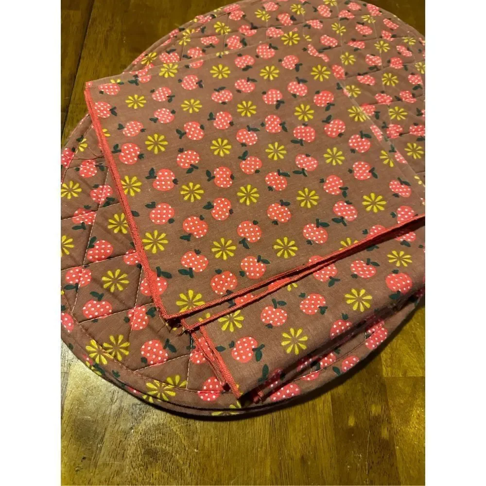 Vintage Set of 4 Oval Cotton Apple Pattern Placemats & Napkins Boho Table Decor
